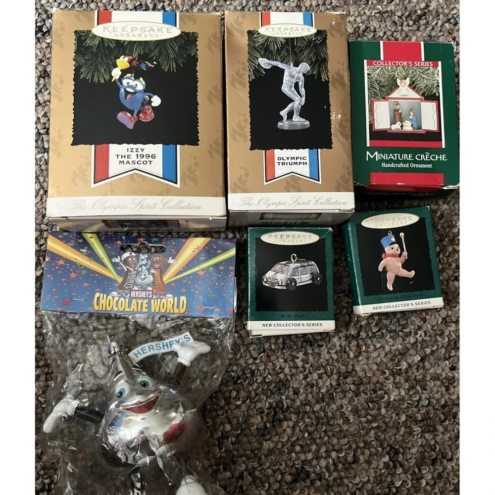 Christmas Ornament Bundle 6 Hallmark 5 Hershey's‎ 1 (unopened)  Holiday Ornament